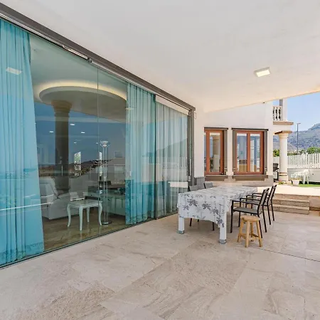 Luxury Nautilus Heated Pool Costa Adeje (Tenerife)