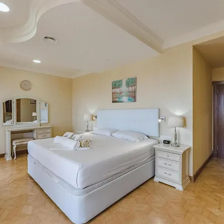 Feriehus Luxury Nautilus Heated Pool *