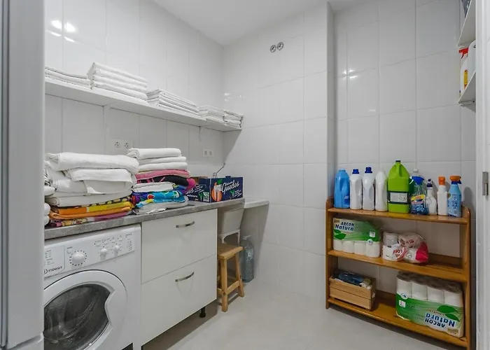 Luxury Nautilus Heated Pool Holiday home *